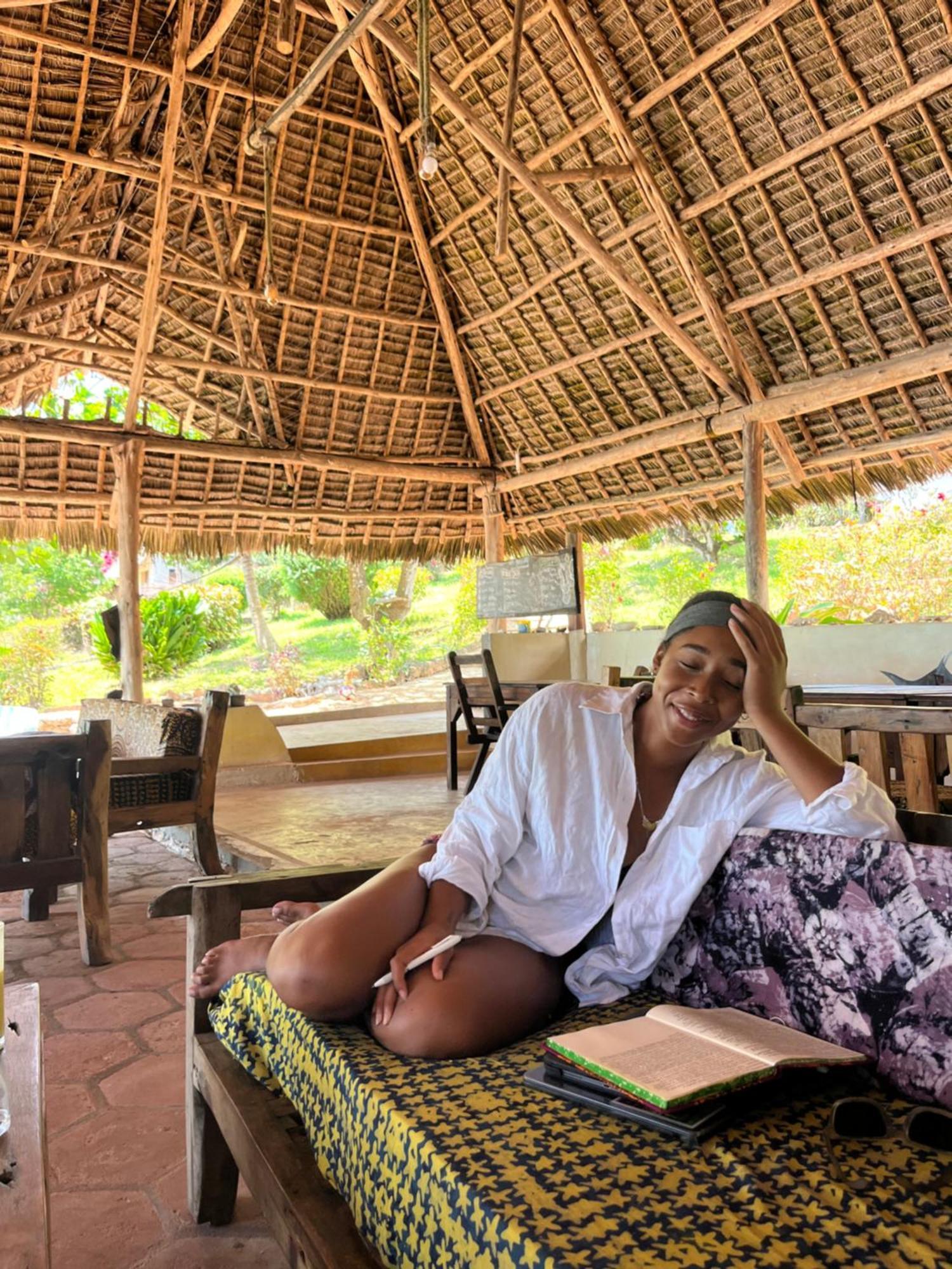 Sazani Beach Lodge And Tidal Lounge Nungwi Exterior photo